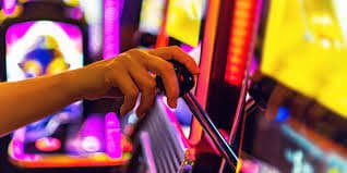 438slot